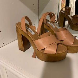 Brand new Steve Madden platform shoes
